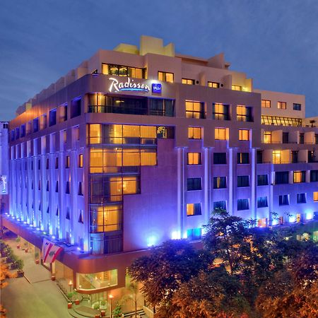 Radisson Blu Martinez Beirut Hotel Kültér fotó Radisson Blu Hotel, Karachi