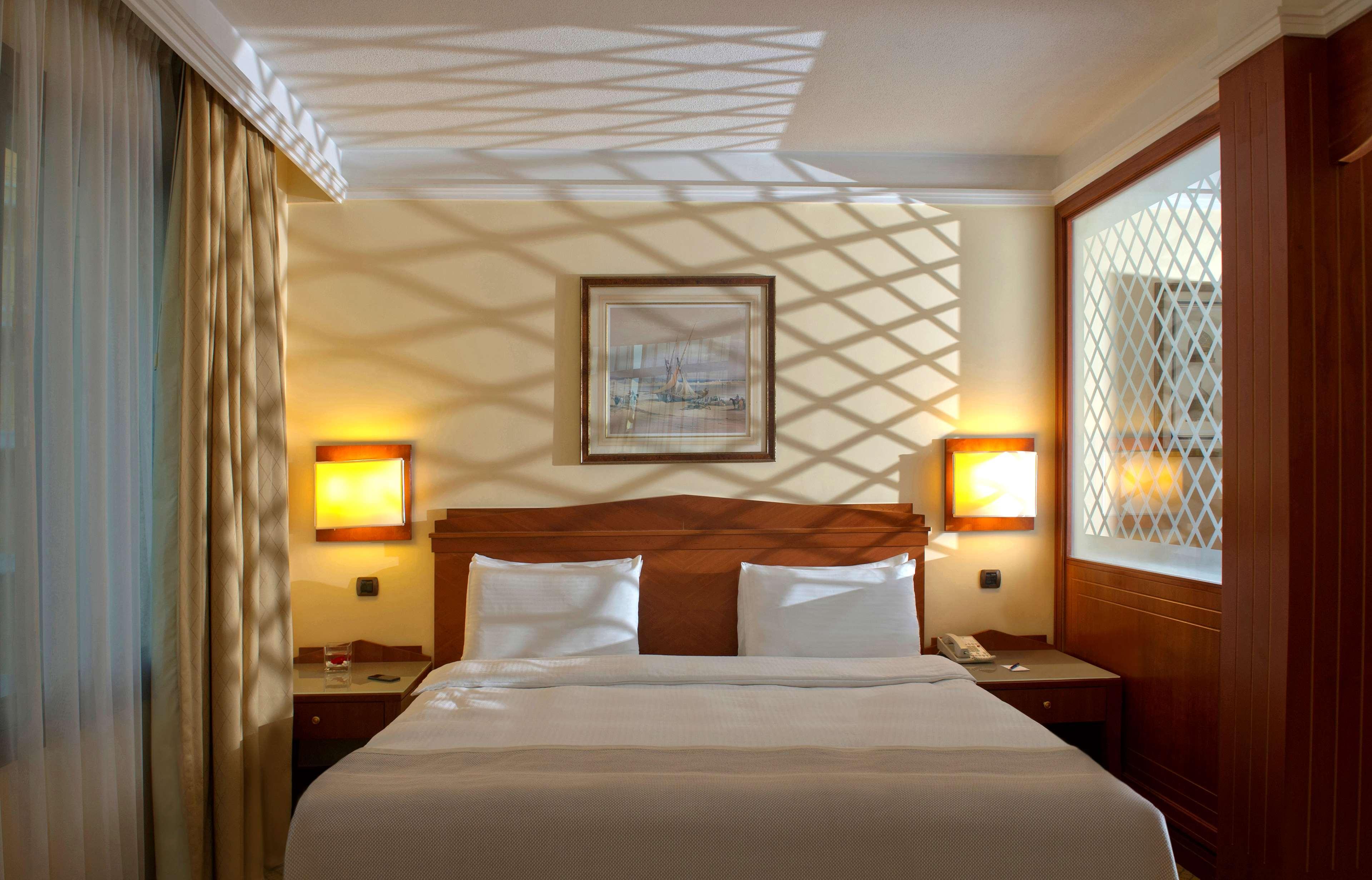 Radisson Blu Martinez Beirut Hotel Kültér fotó A room at the hotel